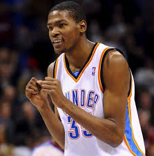 Kevin durant is one of the most versatile and dominate basketball players in nba history. Pin By Caesar Romas On People Kevin Durant Basketball Players Basketball Players Nba