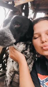 Hi Wondering if anyone knows a Jack Moore