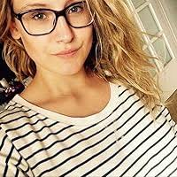 When Darkness Calls (Holly Wakefield #1) by Mark Griffin