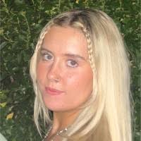 2800+ "Esme" profiles