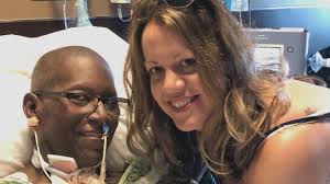 Round Rock Police officers help community member in need