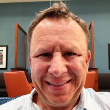 Why YOU need the 3 Ps to PERFORM. Pace. Pitch. Pause. These are the 3 Ps of  presenting, pitching & public speaking. Unleash the Ps. Hook your audience.  Here's why...