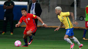 Las selecciones de fútbol de brasil y chile se distinguen por su espíritu competitivo y gran rivalidad. Fzm7nluum0yn1m