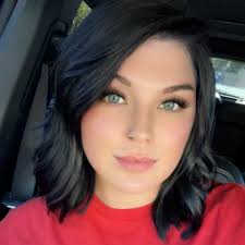 lash artist for natural looking lashes?