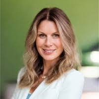 Kerri Withers's Instagram, Twitter & Facebook