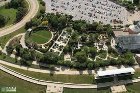 Aerial View White River Gardens Indianapolis Zoo Indianapolis Indiana Rundell Ernstberger Associates Plaza
