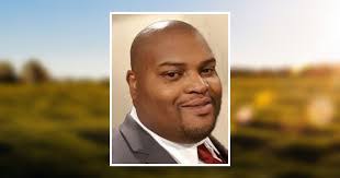 Deangelo Ross's Instagram, Twitter & Facebook