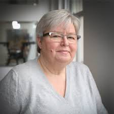 Carol Fleming receives an AHCS Honorary Fellowship