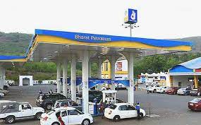 Bpcl Share Price Bpcl Cracks Over 3 As Ril Other Majors Give Bidding A Skip The Economic Times
