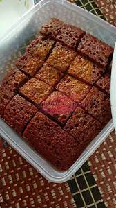 Jadi, lelaki ini telah kongsi resepi kek yang mudah dan yang penting tak perlu pakai oven kek gula hangus @ kek sarang semut. Resepi Kek Gula Hangus Bersarang Kukus