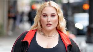 Hij is een acteur, zanger, producent en zakenman die over de hele wereld het meest david michael hasselhoff werd geboren op 17 septemberjuli 1952 in baltimore, maryland. Hayley Hasselhoff Age