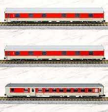 Szettje amely egy relax foteles kocsiból, egy emeletes hálókocsiból és egy kerékpáros fekvőhelyes teres kocsiból áll. Ls Models Ho Scale Passenger Sleeping Car Of City Night Line Db Ag Model Railroads Trains Co Ho Scale