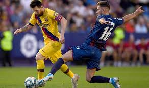 Барселона потеряла очки в третьем из четырех последних матчей чемпионата. Barselona Levante Nakanune Football Ua