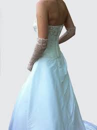 Comment sa va moi jai acheter ma robe chez tati est c est trs bien pas. Belle Robe De Mariee De Chez Tati Mariage Couleur Ivoire Belle Robe De Mariee Robe De Mariee Belle Robe