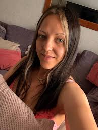 Hair Transformation💇🏽‍♀️ From a very damaged, dry uneven frizzy mane to a  gorgeous glossy, beautiful colour and with such a big chop off! I am so  happy with it! Thank you so