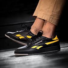 Pin On Sneakers Reebok Club C
