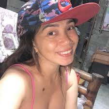 Elizabeth Villaseran Samson was live with Venus Torres Cariño and 7 others.