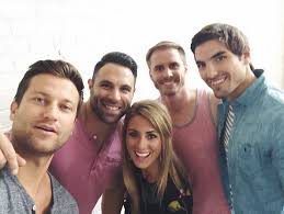 Dating And Social Media 9 Tips From The Cast Of Bachelor In Paradise Dating Romance Dating Bachelor