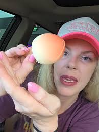 Megan Peach Ice Cream