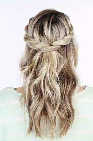 Abiball Frisuren Die Schnsten Looks Fr Ihren Groen Tag Prom Frisuren Frben Abiball Die Far Hair Styles Medium Hair Styles Braided Hairstyles Easy