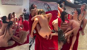Vietbunny Having Lesbian Orgy With Friends | Porn4Fans