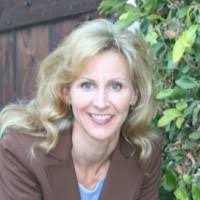 Monica Sprague's Instagram, Twitter & Facebook