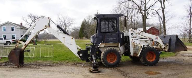 Bobcat 2400 Wheel Loader