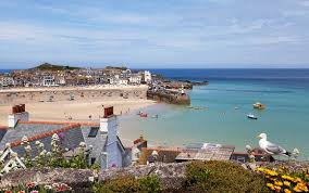 There are a range of cafés and restaurants close to the hotel, and penzance and carbis bay hotel & estate is located at carbis bay, 1.2 miles from the center of st. Carbis Bay Hotel St Ives Up To 70 Voyage Prive