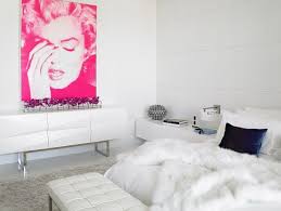 Let lisa's dazzling designs create this one of a kind unique marilyn monroe. Marilyn Monroe Interior Design Ideas For Lovers