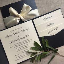 Elegant Black And Cream Pocketfold Wedding Invitation Printed On Linen Pearlescent Cardstock And And Complete With A Satin Bow Pocket Fold Wedding Invitations Pocket Wedding Invitations Black Tie Wedding Invitations