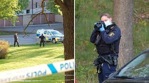 Skottlossning har brutit ut i linköping och två personer har förts till sjukhus. En Dod Efter Misstankt Skottlossning I Linkoping P4 Ostergotland Sveriges Radio