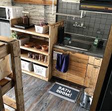 狭いけれど落ち着く おこもり感のあるお洒落なリラックススペース folk 借家 キッチン diy 狭い部屋 インテリア