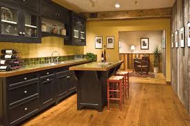 The random lengths give a naturally surprising floor and suitable for all rooms including bedrooms but demands wooden furniture to complement it looks. Kitchen Design Ideas Kitchen Color Ideas With Light Wood Cabinets