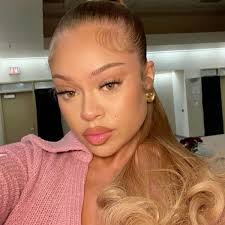 有人說拉托有填充臉部