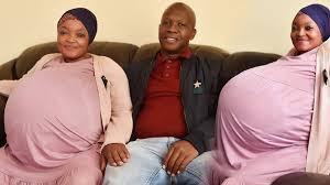 The birth of a surprise 10 babies was announced by pretoria news on 8 june quoting mr tsotetsi as the source. Decumom Gives Birth To 10 Baby Gosiame Thamara Sithole Sets New Record
