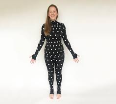 When clothing measurements call for a waist size, it refers to the narrowest part of the torso, the natural waist. The Sewing Pattern Tutorials 9 Measuring Yourself The Foldline