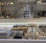 925 Sterling Avenue | Kiosk | Mall of America®