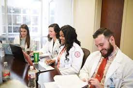 The Union Photo Project Pharmacy Students Meet In Providence Hall To Go Over A Case Study By Kristi Mcmurry Woody Union University Pharmacy Student Pharmacy