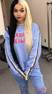 Half Blonde And Half Black Hairstyle Do You Like It Split Dyed Hair Two Toned Hair Blonde Hair Goals