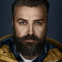 3700+ profiluri „Costea”