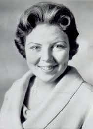 CROWN PRINCESS BEATRIX Netherlands & sister Princess Irene during ce- Old  Photo $9.00