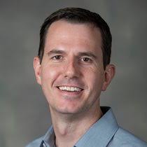 Faculty, staff honored at ElonComm awards ceremony