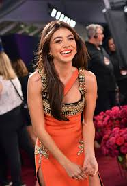 By her count, sarah hyland, 28, has had about 16 surgeries. Sarah Hyland Opens Up About Invisible Illness With New Photo