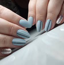 In 2020, we craved comfort and stability in the face of uncertainty. Current Trends Of Gray Manicure In 2020 Confetissimo Women S Blog