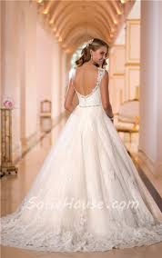 Ball gown wedding dresses (1984 results). Classic Ball Gown Sweetheart Open Back Lace Beaded Wedding Dress With Straps