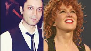 Fiorella mannoia è la cantante femminile storicamente più apprezzata dalla critica musicale italiana, se non altro per i premi della critica ricevuti al festival di sanremo o per le. Chi E Il Fidanzato Di Fiorella Mannoia E Volto Di Amici Di Maria De Filippi Notizieweblive It