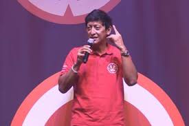 This 55-Year-Old Comedian Has Been Pretending To Be A ​Millennial​