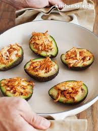 Gefullte Avocado Mit Gezupftem Huhnchen Rezept Mit Video Kitchen Stories Recipe Avocado Recipes Recipes Chicken Avocado