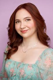 Caitlyn Mary's Instagram, Twitter & Facebook