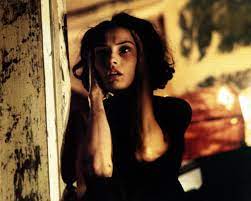 Moving to america in the 1980s, she modeled for chanel in new york. Lord Of Illusions 1995